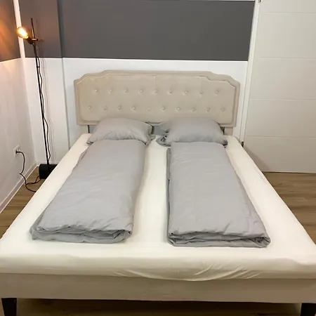 Koblenz - Eg - Ferienwohnung Fuer Bis Zu 4 Personen - Wifi コブレンツ