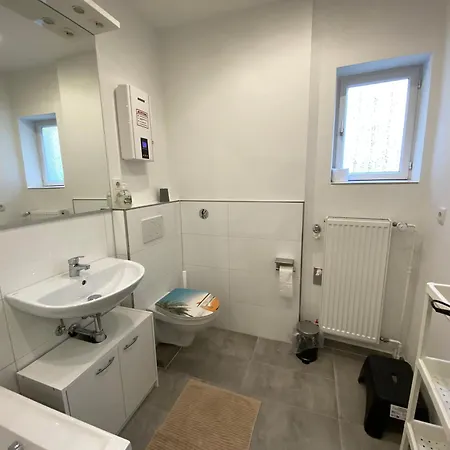 Koblenz - Eg - Ferienwohnung Fuer Bis Zu 4 Personen - Wifi *